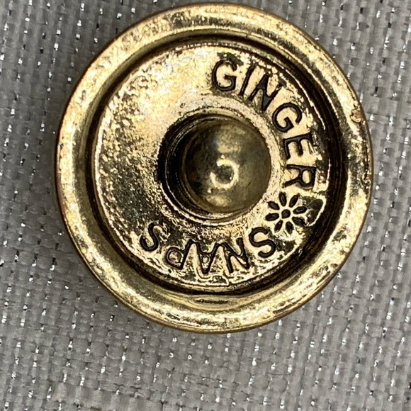 💗GOLD BLING - Ginger Snaps & Co. Snap Button Charm - Picture 2 of 2
